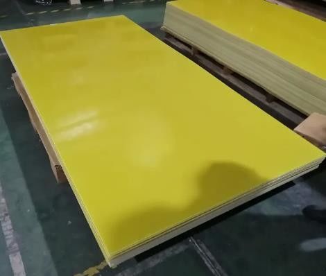 Material isolante elétrico com resistência flexural perpendicular às laminações ≥ 340 MPa