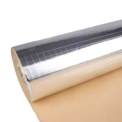 Folha-Scrim-Kraft Façadeira com 2 vias de esgrima, 60 g de papel kraft e 95 g de peso de base para aplicações de isolamento