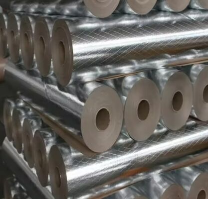 Foil-Scrim-Kraft enfrentando Scrim de 3 vias com adesivo de polietileno